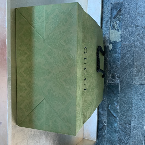 Authentic Gucci Paper Bag - Picture 3 of 3